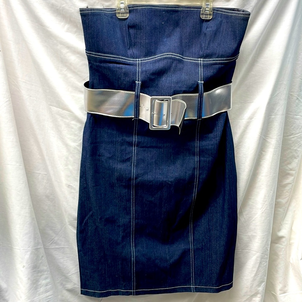 NEW !!! What’s hot stretch denim dress/belt ladies sz M